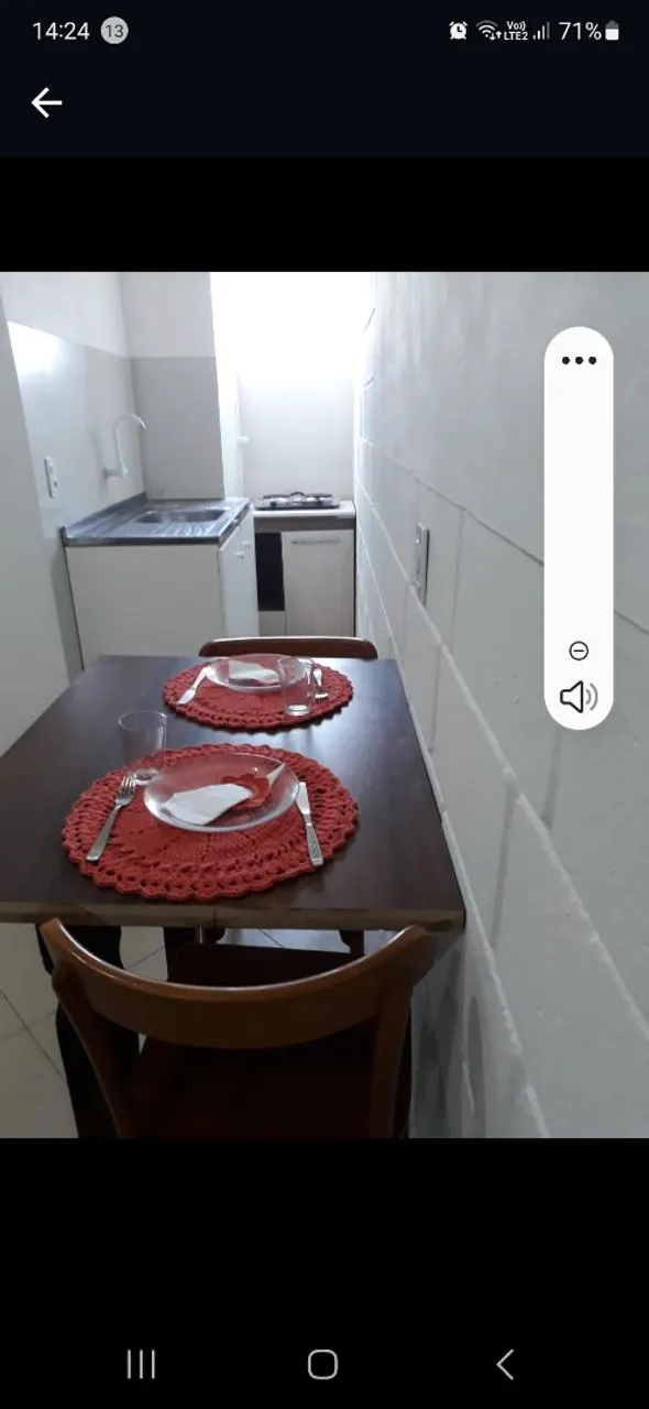 Furnished studio with 1 bedroom and 1 bathroom, no parking — photo 3