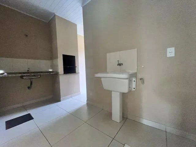 3-bedroom, 90 m² house in Curitiba — photo 14