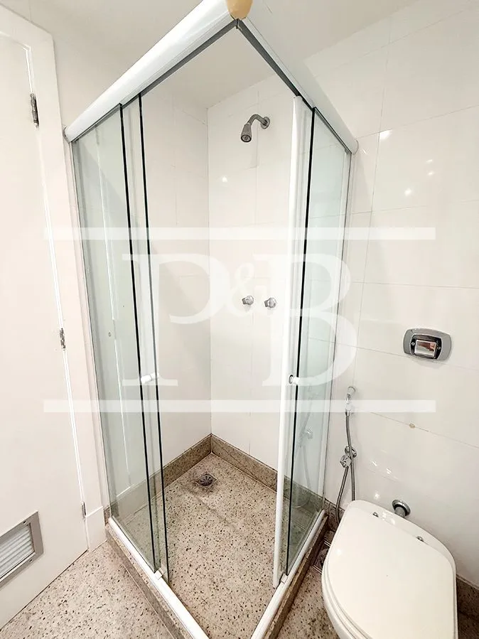 4-bedroom apartment, all with their own bathrooms, 289 m² — photo 28