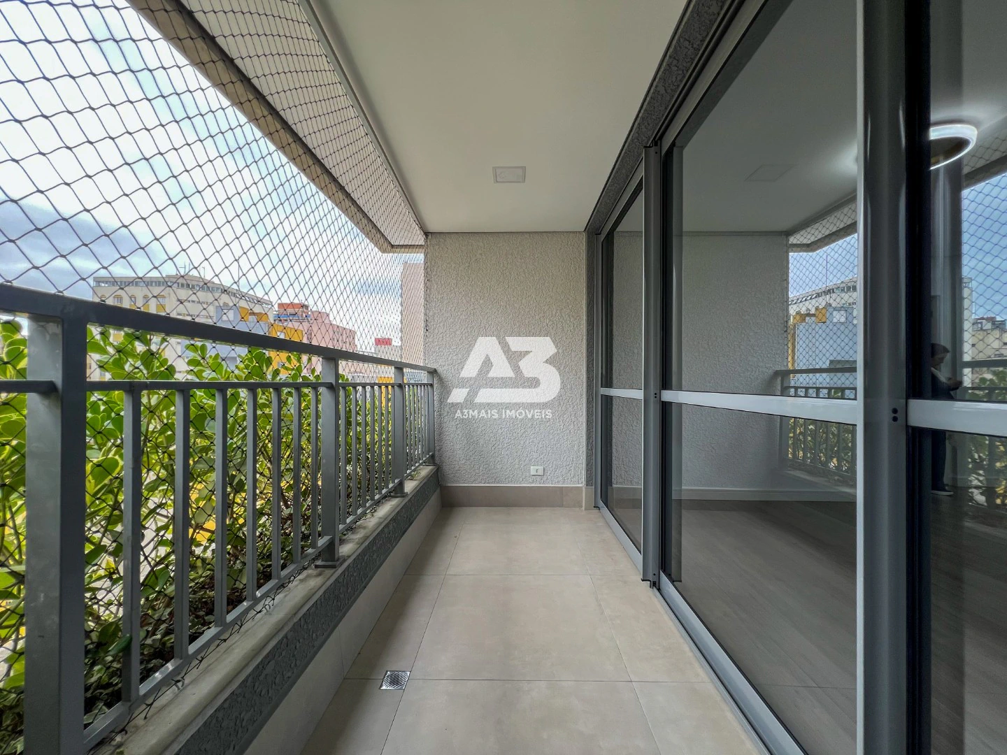 Apartamento com 3 dormitórios e 2 vagas, varanda com BBQ — photo 23
