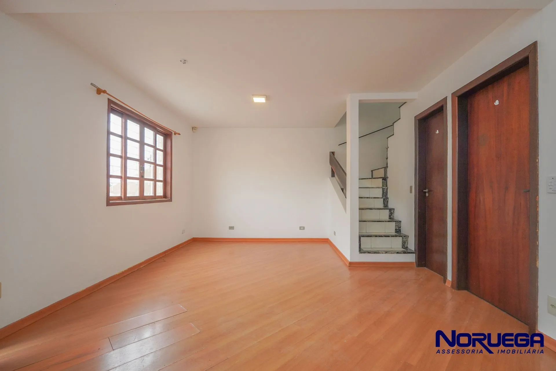 3-bedroom house with a grill on the balcony — photo 5