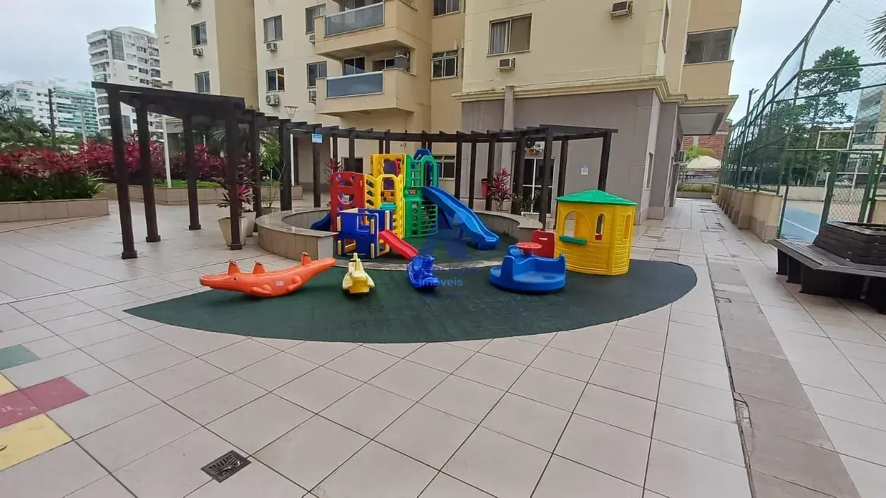 Застеклённый балкон и 3 спальни: квартира 80 м² — photo 27