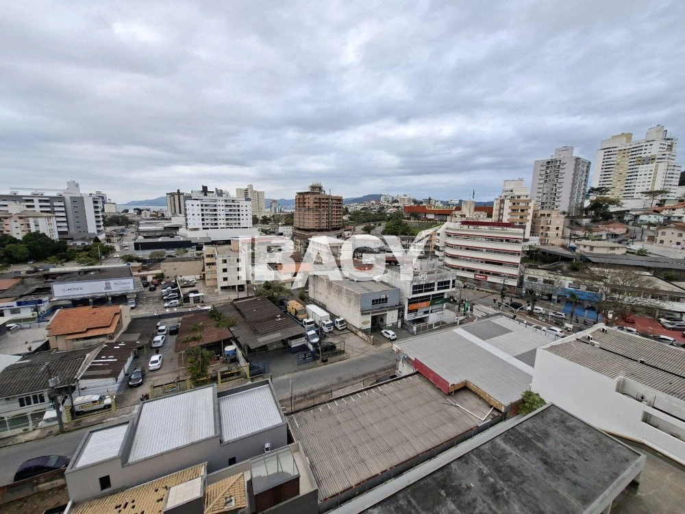 85 m² apartment with 3 bedrooms and a private balcony grill — photo 5