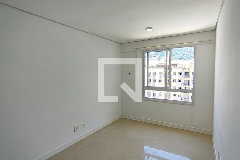 Квартира 68 м² с 2 спальнями-сюитами и балконом — photo 24