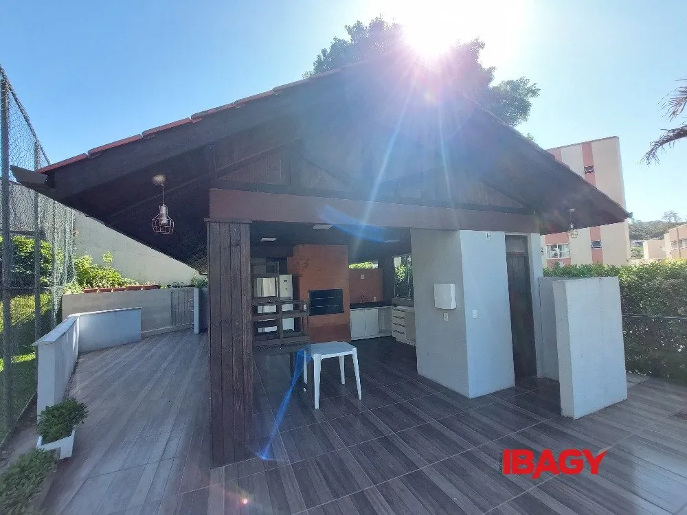 Apartamento amueblado con 3 dormitorios, 117 m² y 2 baños — photo 30