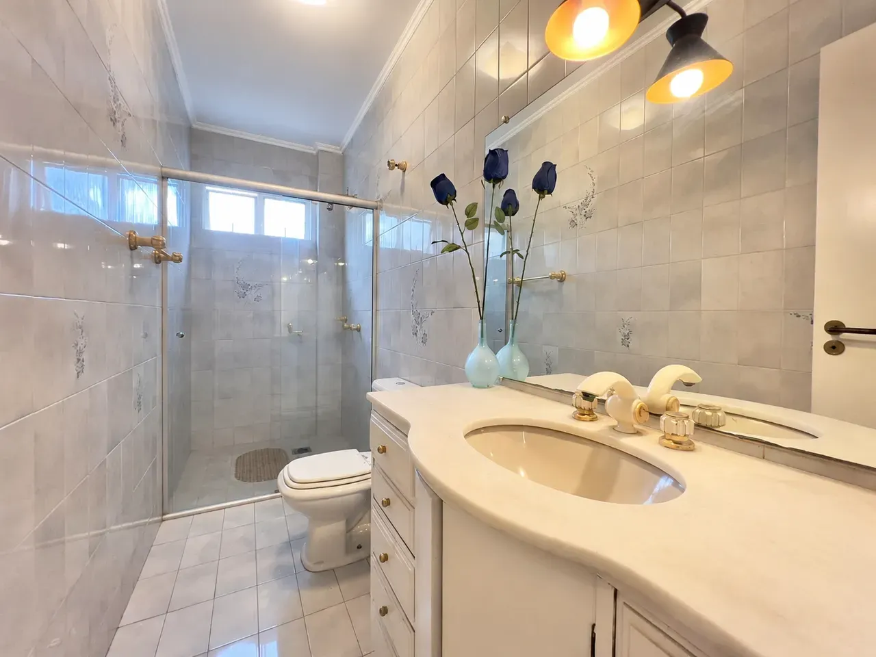 Furnished penthouse apartment with 4 bedrooms — photo 18