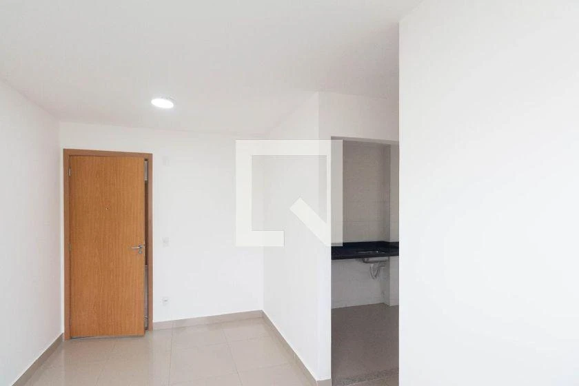 2-bedroom apartment in a building with a gym — photo 42