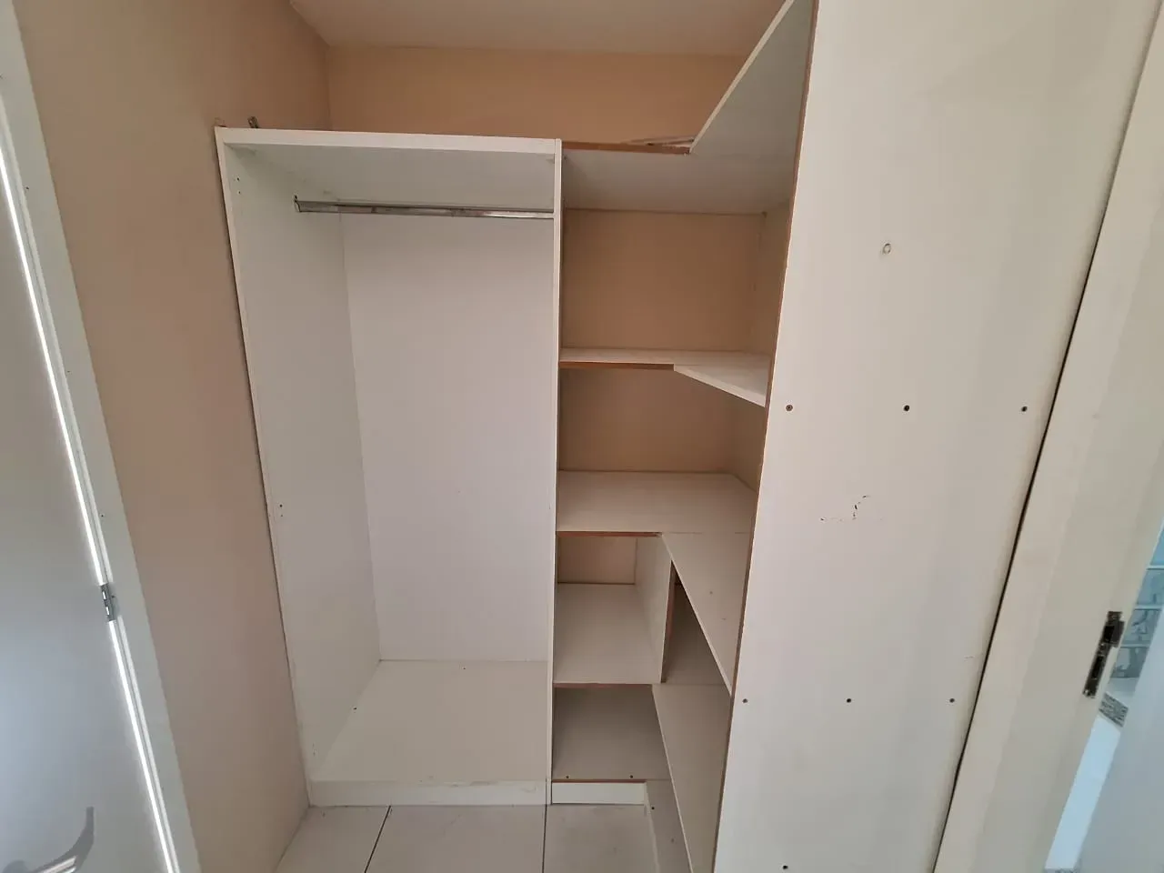 Casa em condomínio fechado com 4 quartos e 3 suítes — photo 19