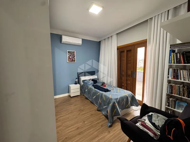 238 m² house with a home office and a dishwasher — photo 18