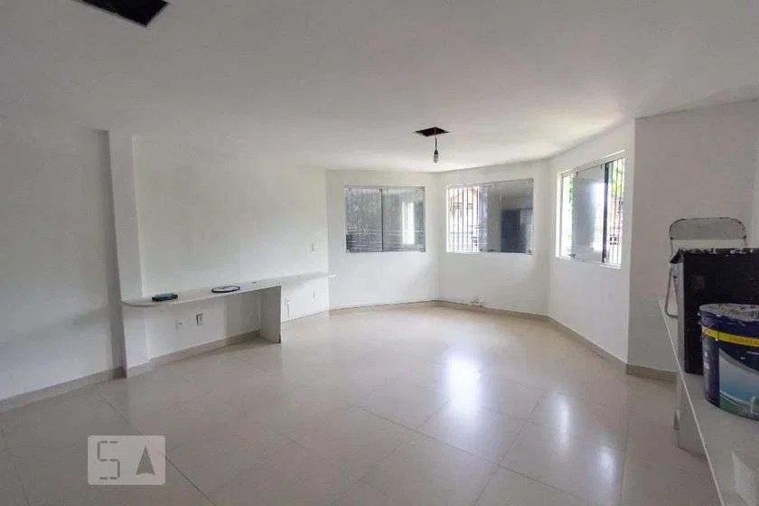 Casa para aluguel com jardim privativo e 4 quartos — photo 6