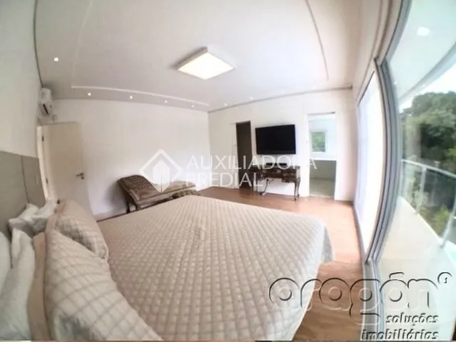Casa con 6 suites y cocina abierta — photo 18