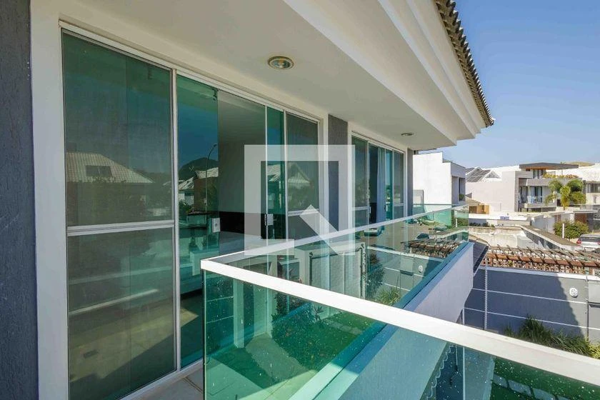 6-bedroom house with 470 m² and 7 parking spaces — photo 46