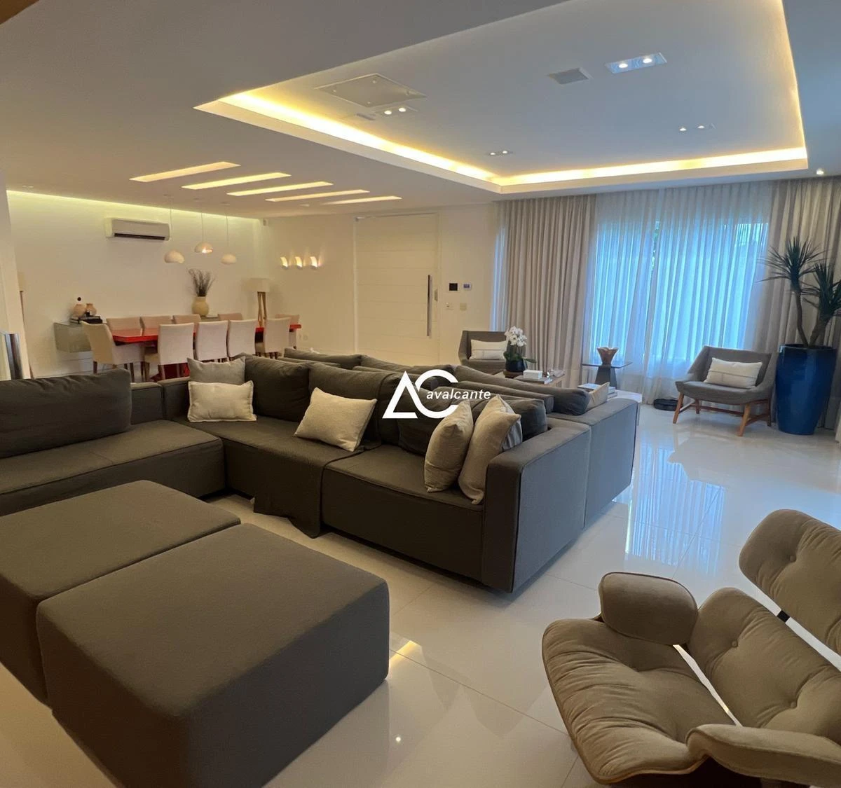 Furnished 4 en-suite home with 400 m² — photo 10