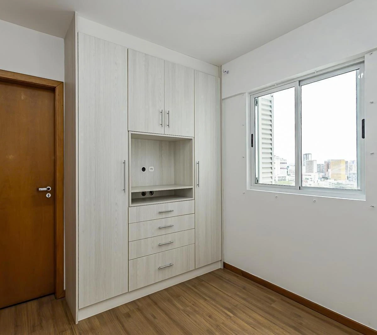 Apartment, 138 m², with a home office — photo 43
