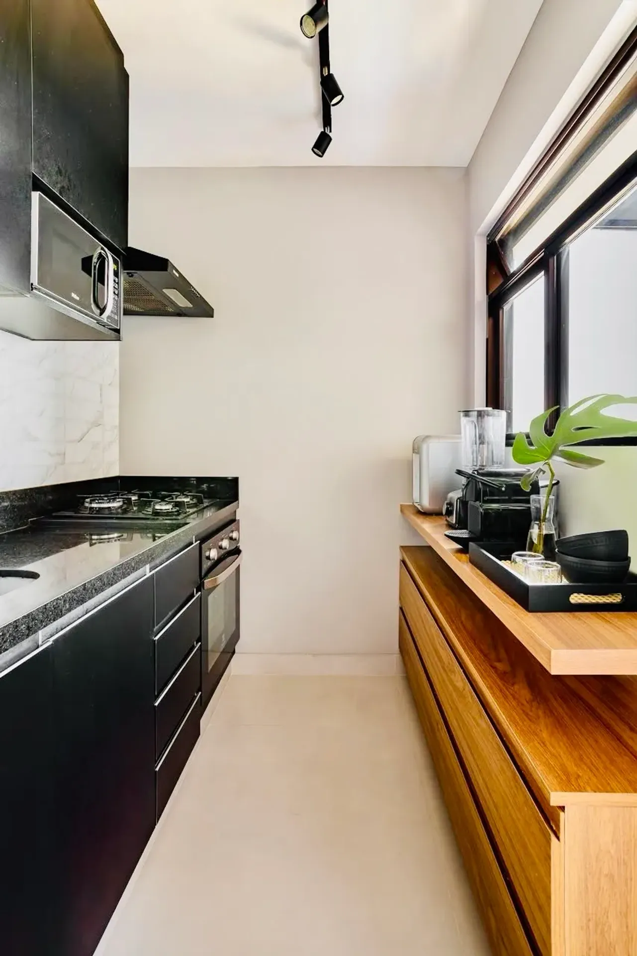 Furnished apartment, 60 m², with a water view — photo 18