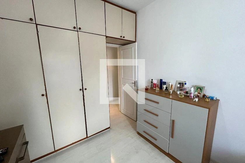 Furnished apartment, 131 m², with a glass-enclosed balcony — photo 17
