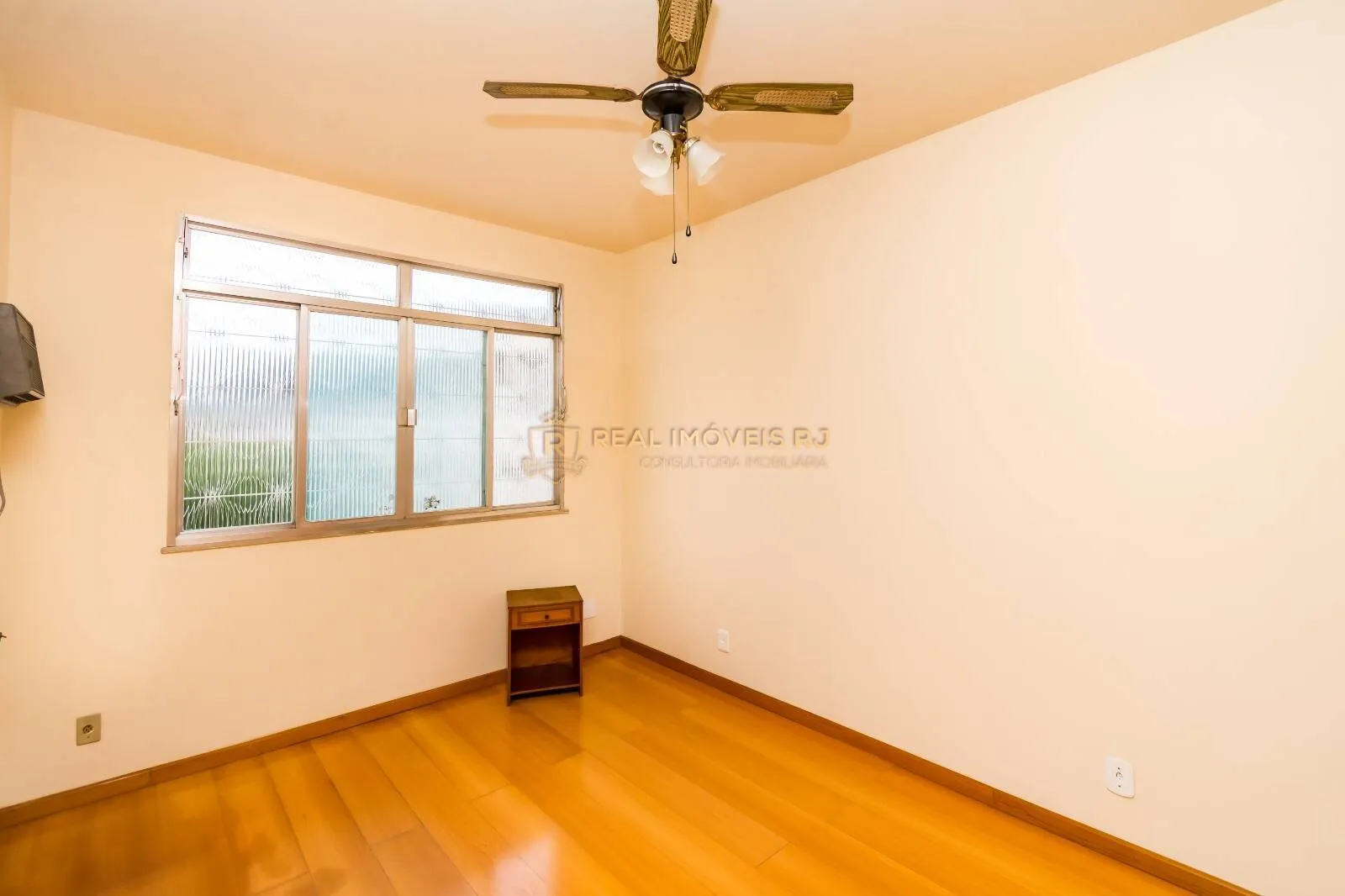 Unfurnished house with 3 bedrooms and 5 bathrooms — photo 47