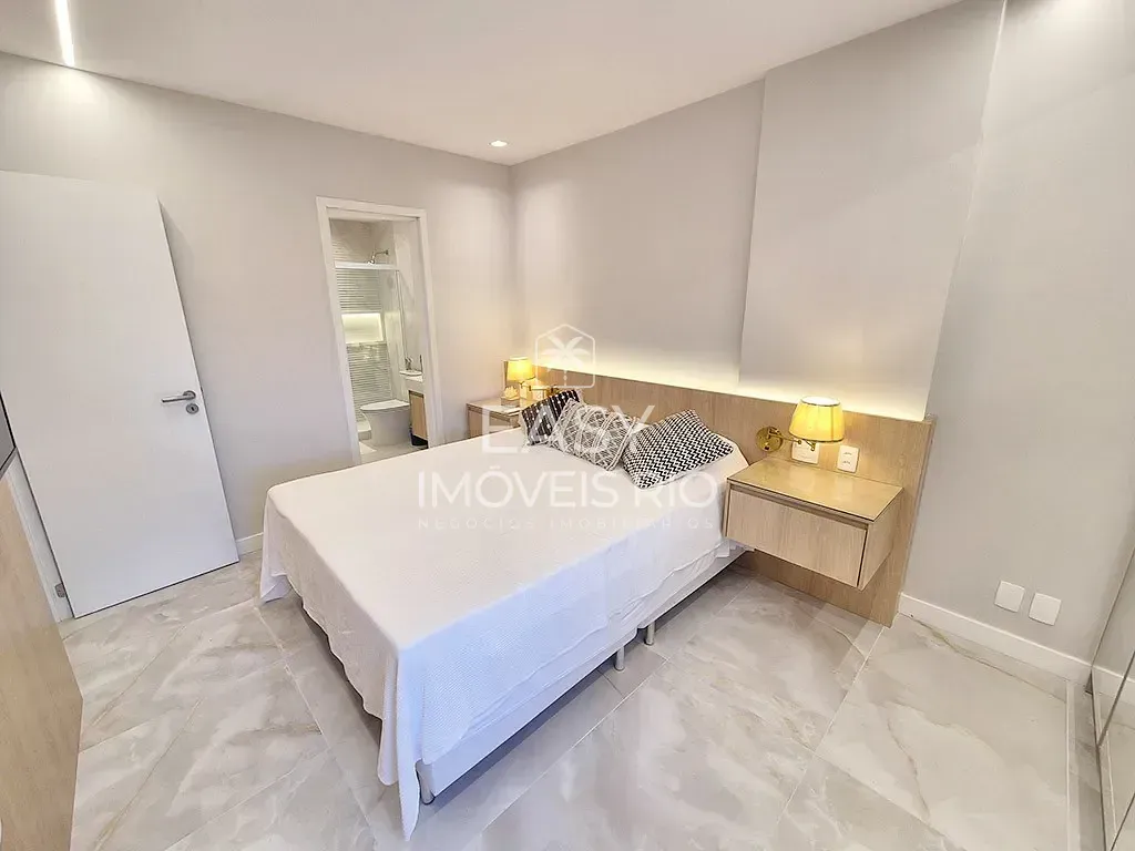 Furnished apartment with an open-plan kitchen and 2 beds — photo 20