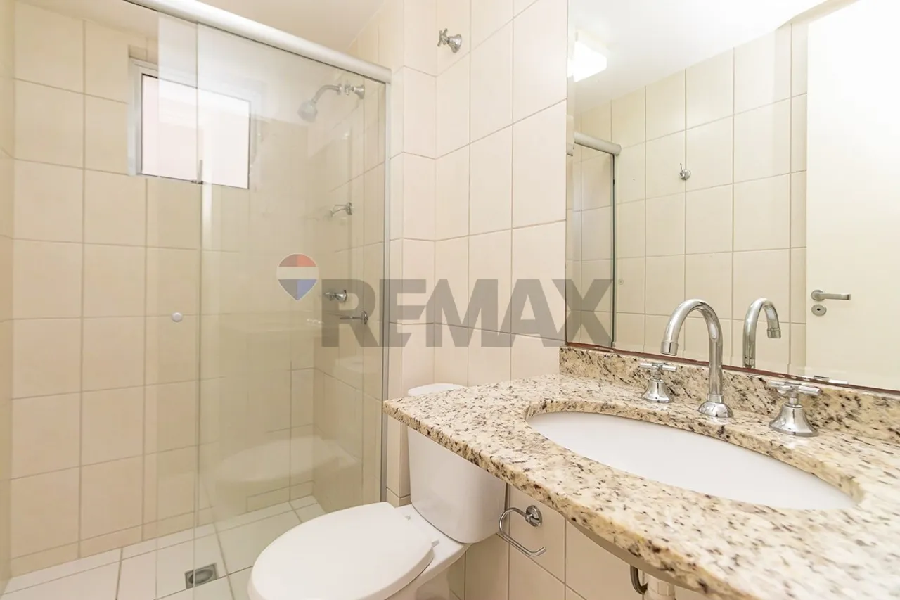 Furnished apartment, 63 m², with wood or laminate floors — photo 12
