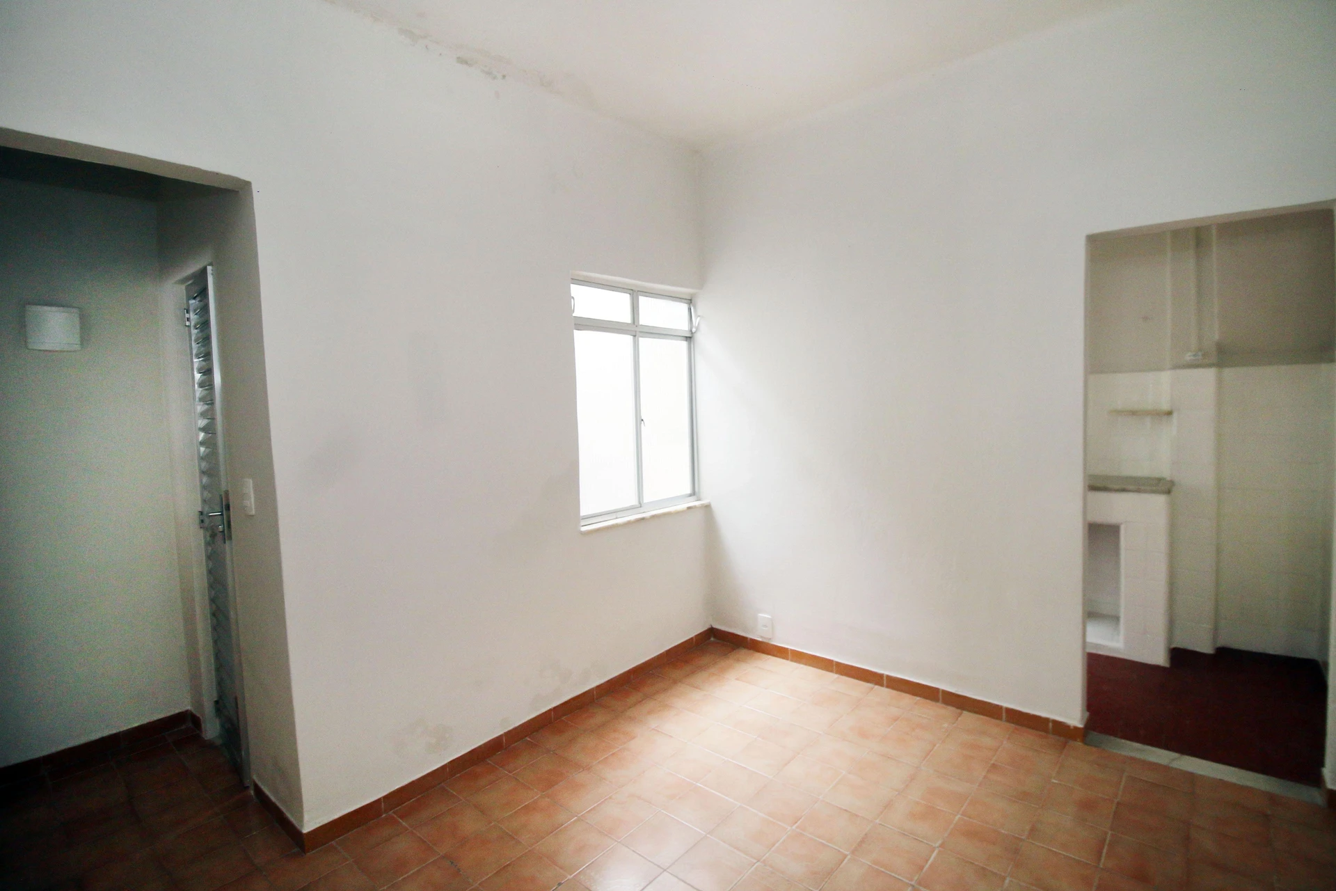 Unfurnished house with 1 bedroom and 1 bathroom — photo 16
