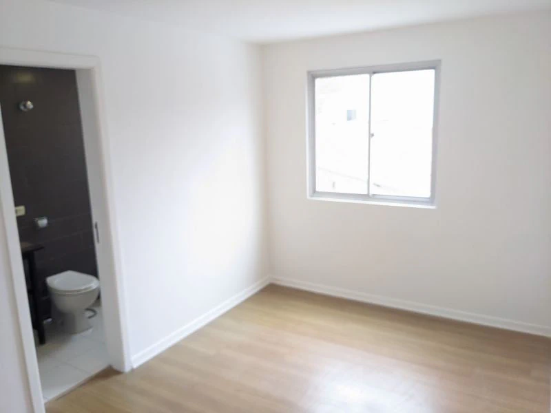 Apartment with open-plan gas kitchen and 2 bedrooms — photo 11