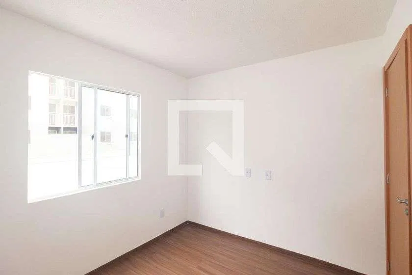 2-bedroom apartment in a building with a pool — photo 6