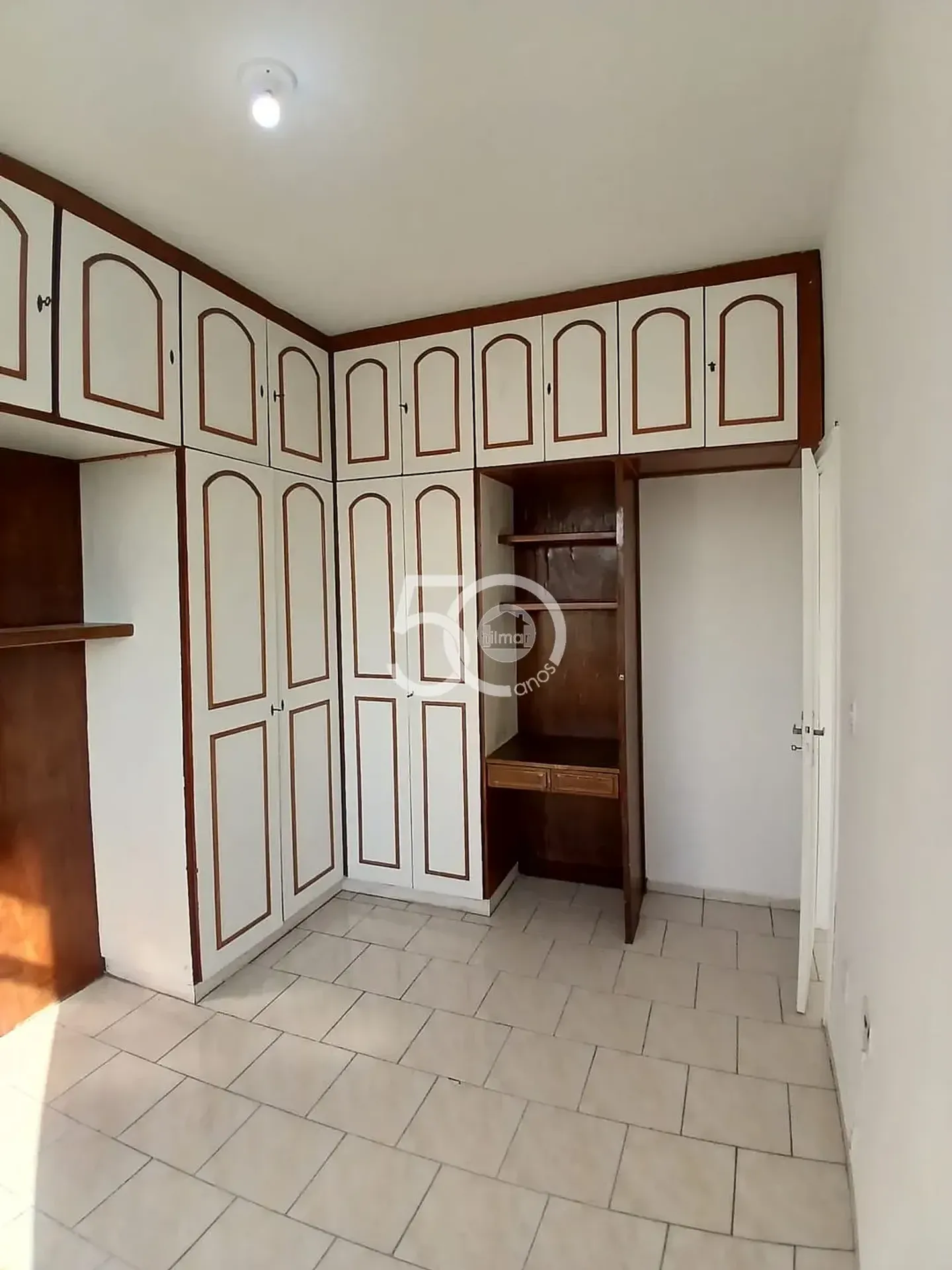 Unfurnished apartment with 2 bedrooms, 2 baths — photo 16