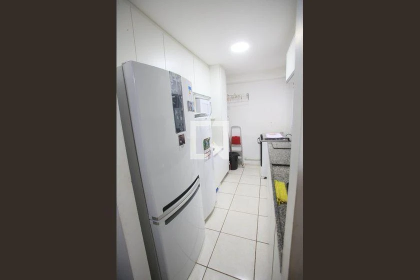 Apartamento com 2 quartos e cozinha fechada — photo 34