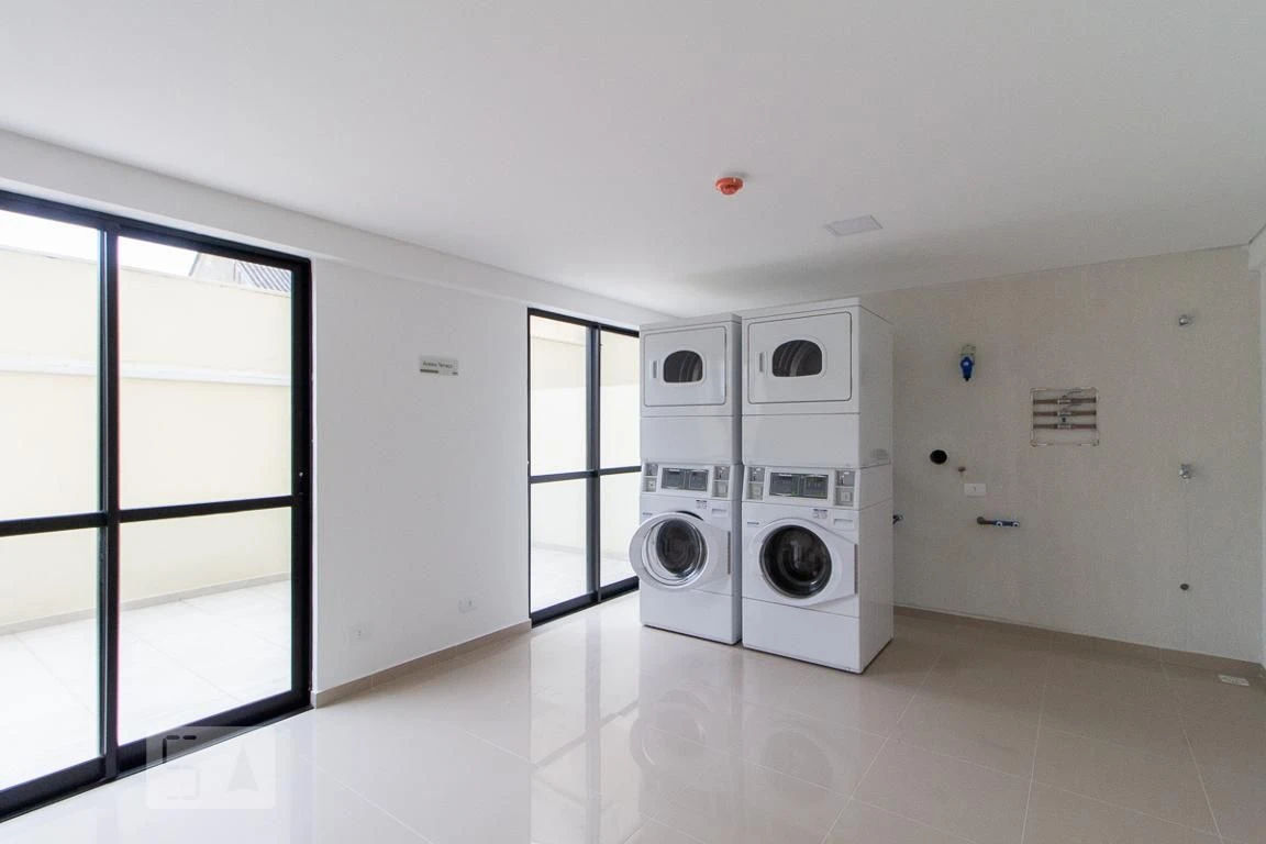 Furnished studio, 30 m², with a washing machine — photo 9