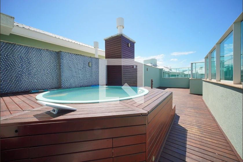 Apartment, 205 m², with a glass-enclosed balcony — photo 40