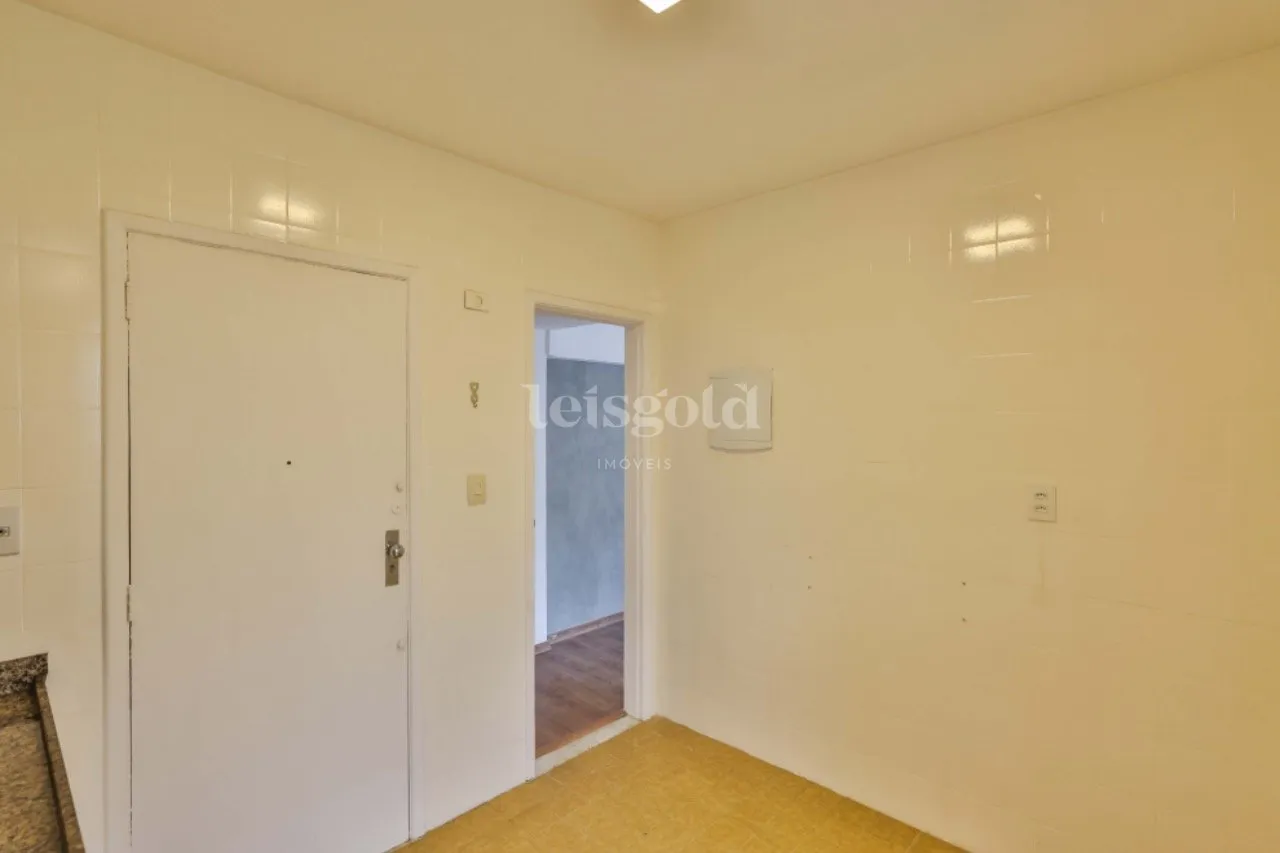 Apartment, 73 m², with wood or laminate floors — photo 13