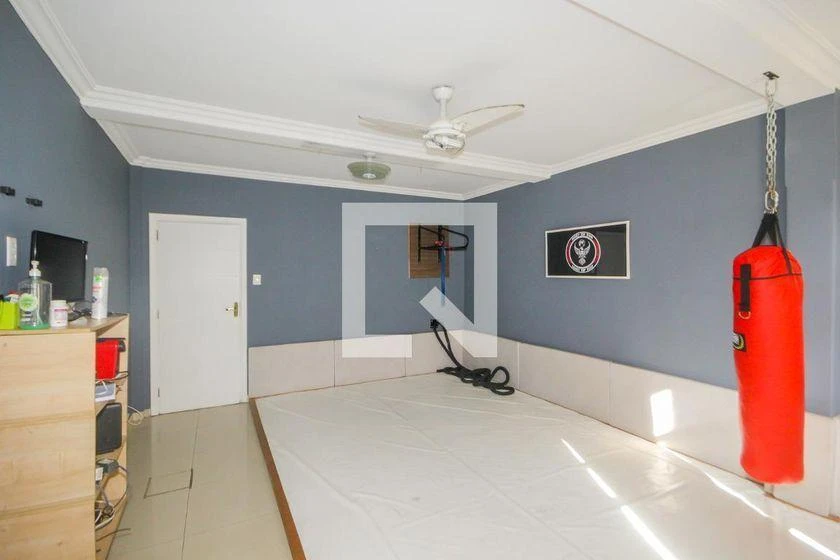 Furnished apartment, 230 m², with a walk-in closet — photo 29