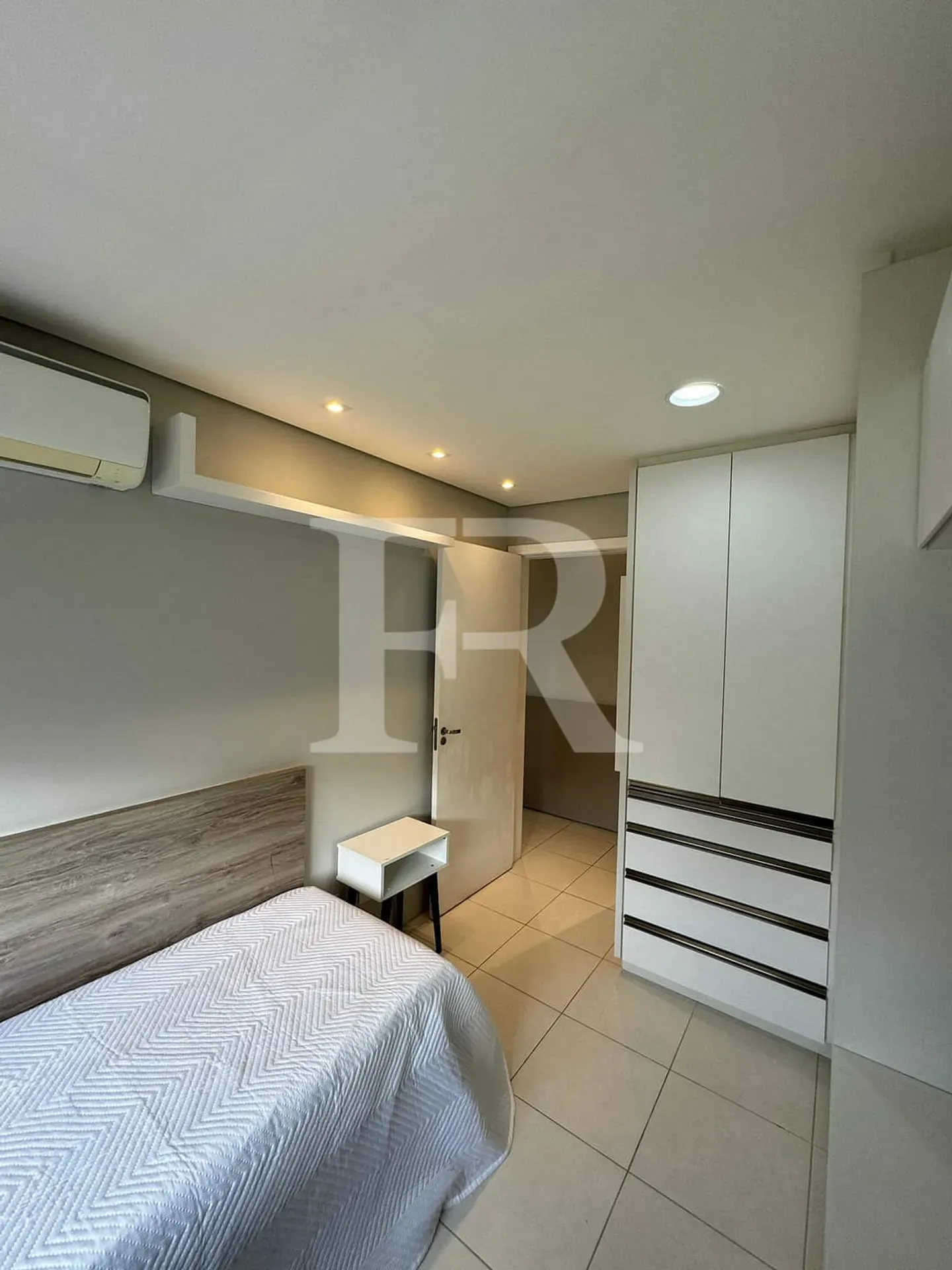 2-bedroom apartment with balcony and charcoal grill — photo 8