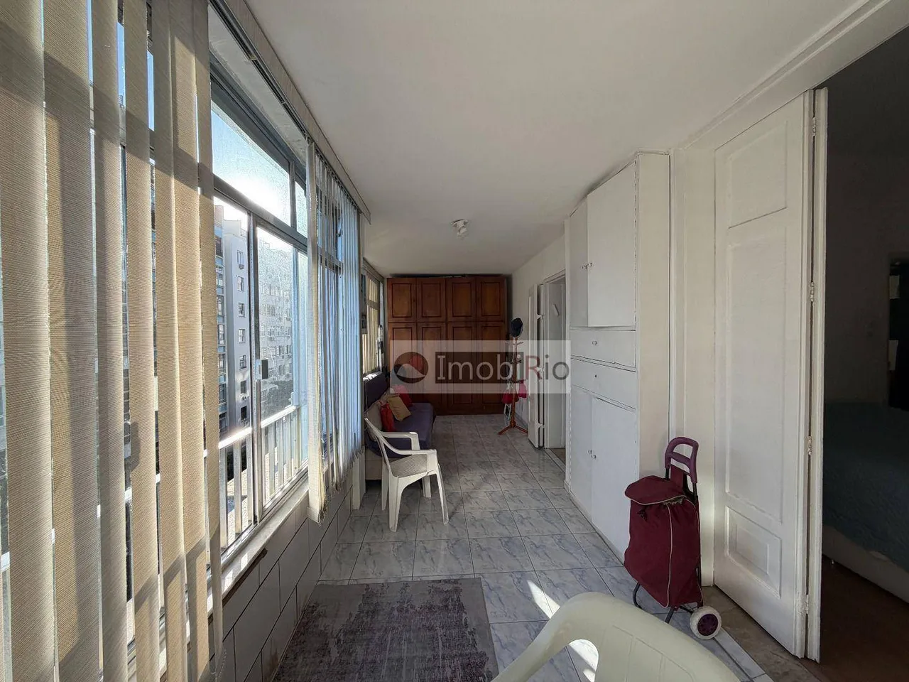 Apartamento de 1 dormitório de 70 m² com varanda — photo 2
