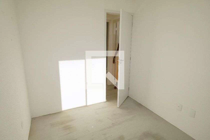 43 m² 2-bedroom apartment with closed kitchen — photo 7
