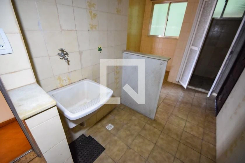 Apartment, 69 m², with wood or laminate floors — photo 19