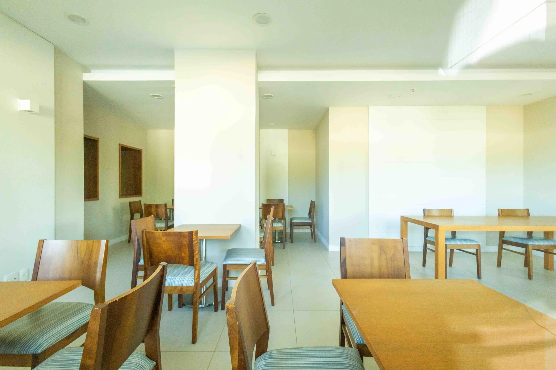 Apartamento para aluguel com 2 quartos, varanda e 2 vagas — photo 57