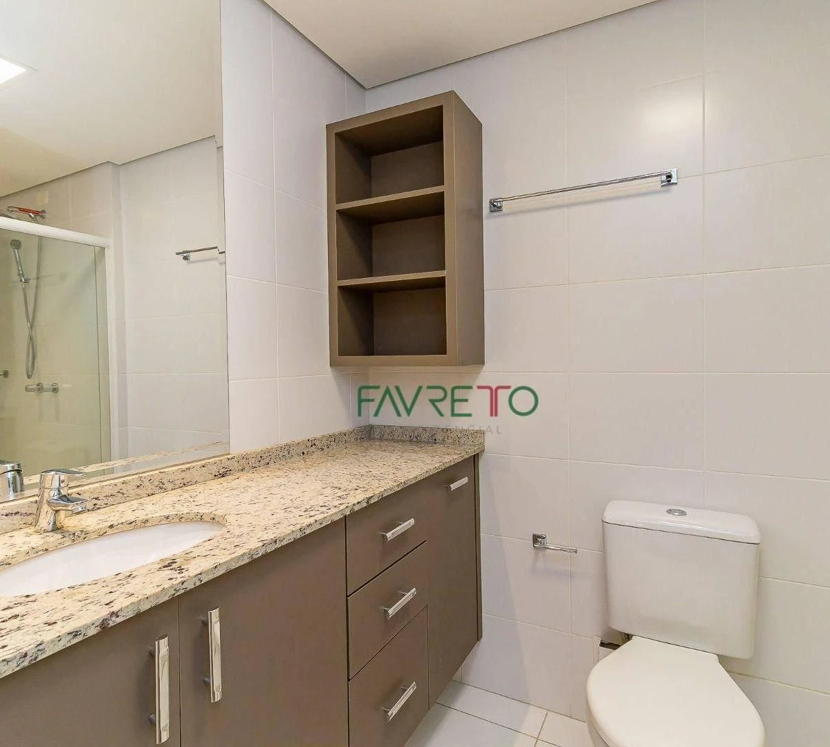 One-bedroom apartment in a building with a pool — photo 18
