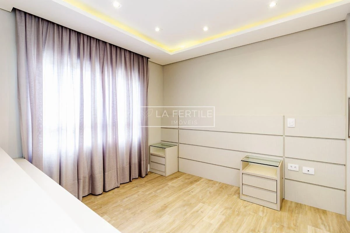 Apartment, 158 m², with a walk-in closet — photo 37