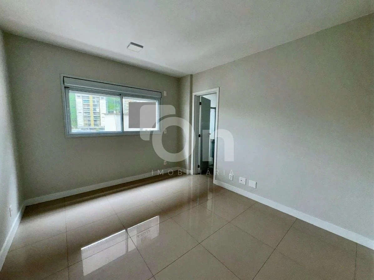 Balcón gourmet y 2 dormitorios: departamento de 80 m² — photo 20