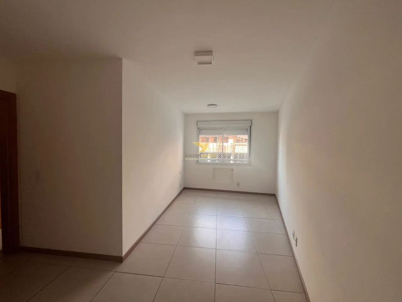 Apartment, 104 m², with a glass-enclosed balcony — photo 18
