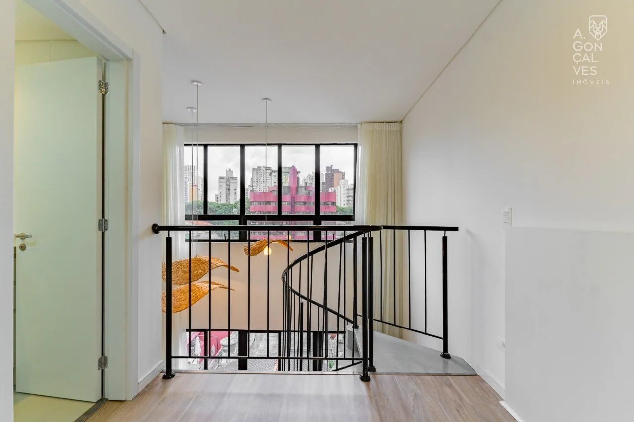 Furnished apartment, 51 m², with floor-to-ceiling windows — photo 3
