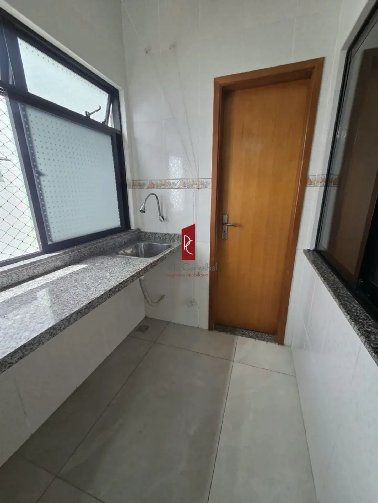 Apartment on the 1st floor with a washing machine — photo 10