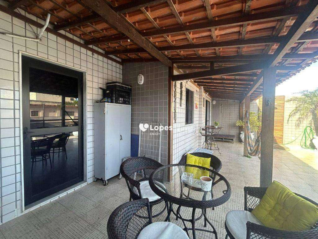 Cobertura mobiliada de 5 quartos com lavanderia e 209 m² — photo 24