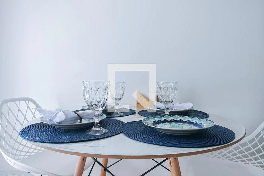 Apartamento amueblado de 1 dormitorio con 35 m² y balcón cerrado — photo 17