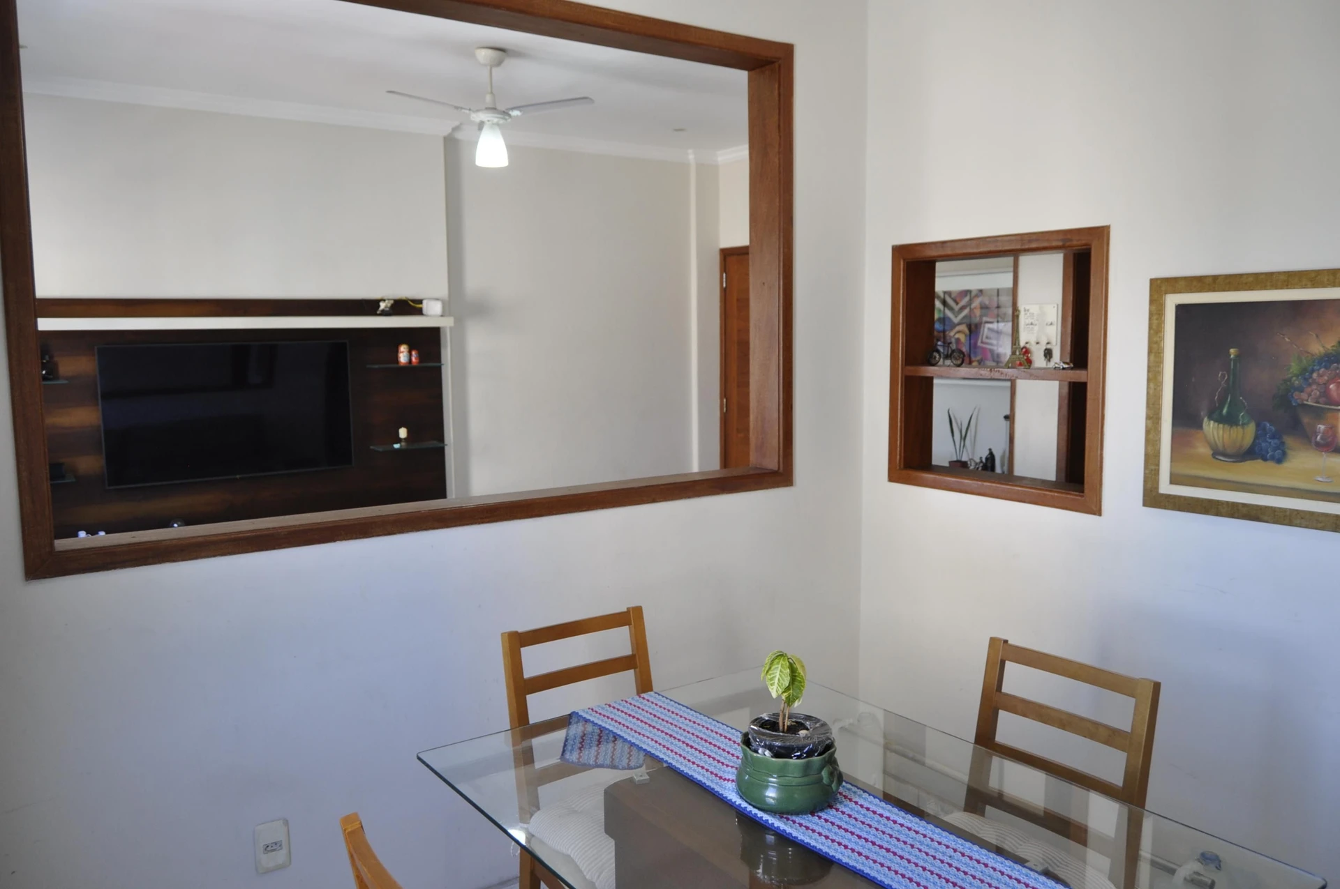 Apartamento mobiliado com 3 quartos e 2 banheiros — photo 3