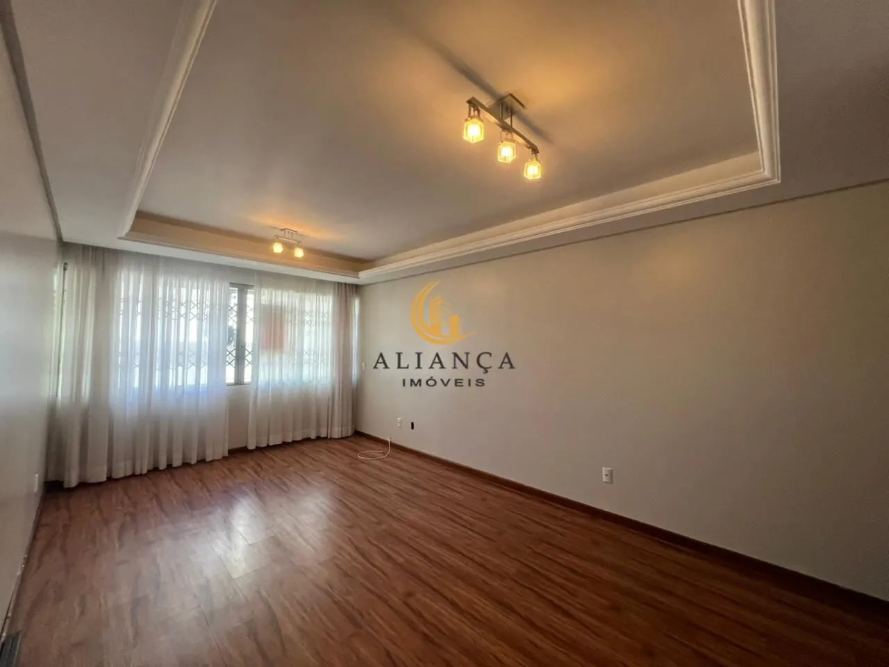 4-bedroom apartment with a working washing machine — photo 10