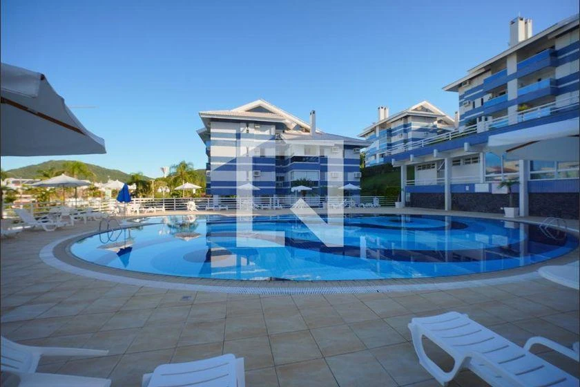 Rental apartment with 3 bedrooms and 120 m² — photo 39