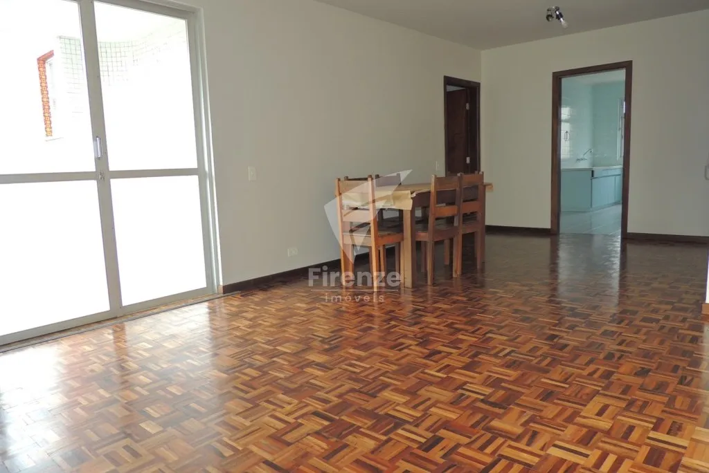 3-bedroom apartment with 1 suite and 2 parking spots — photo 18