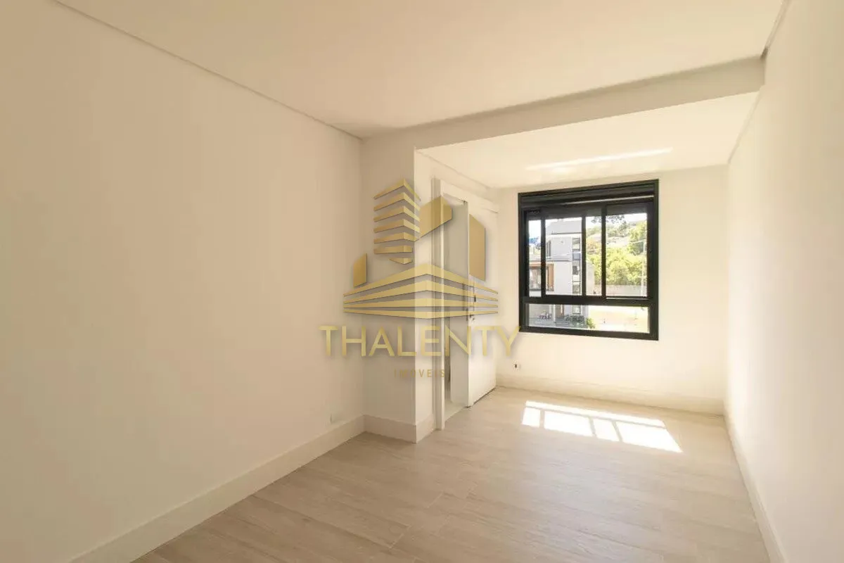 House with 3 en-suite bedrooms, 4 baths, 171 m² — photo 25
